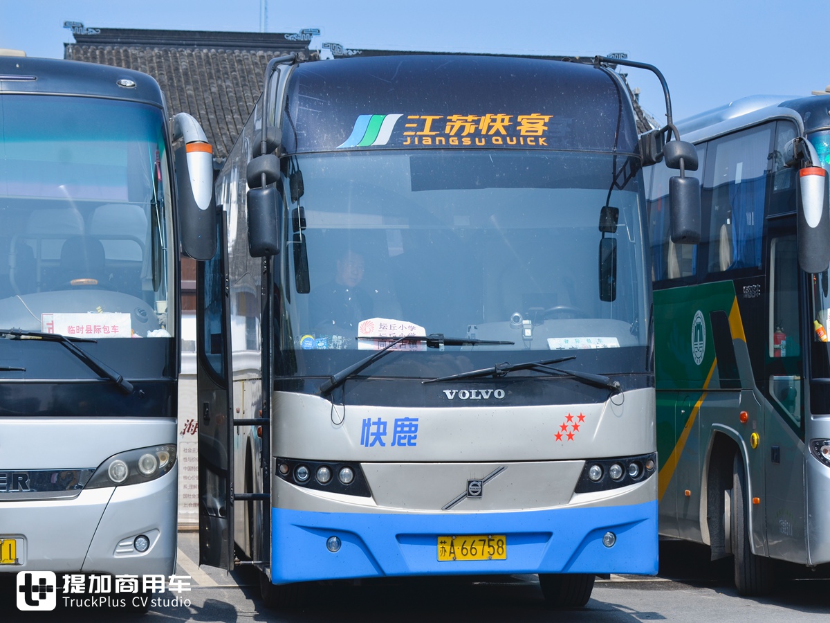 高端客运最后的见证者，西沃9300豪华大巴的详细大科普来了！ - 第1张