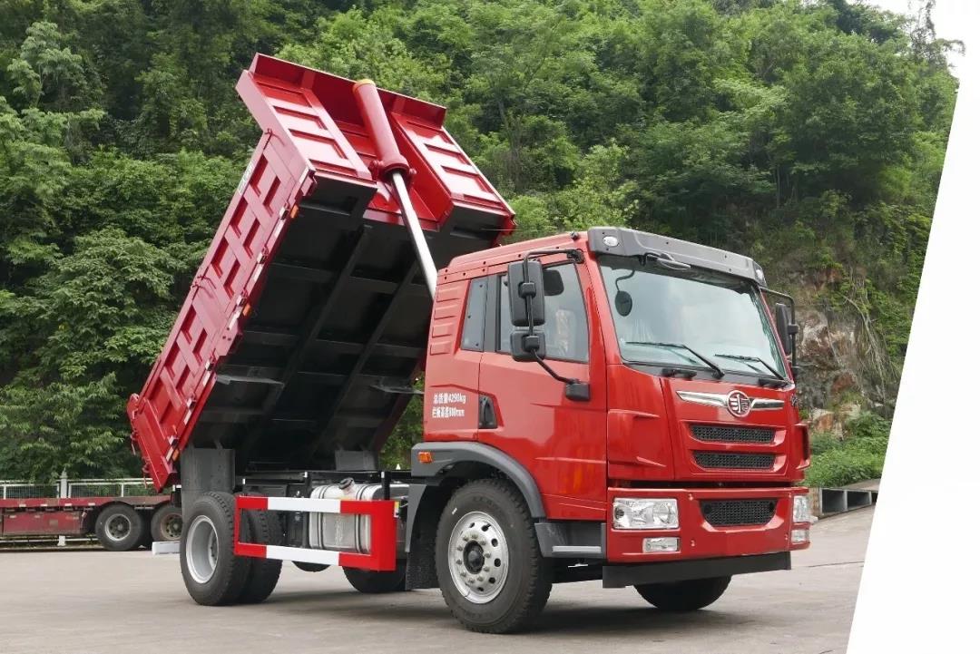 一汽解放柳州厂推出新产品，先睹为快 - 第2张