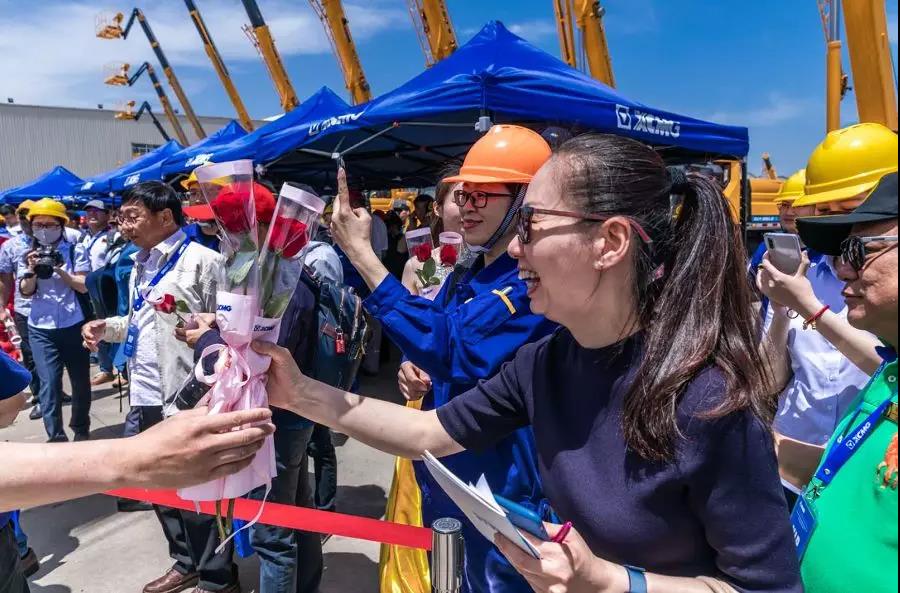 成果丰硕!首届徐工国际客户节创海外单日签单历史最高纪录! - 第11张 - 提加商用车网 成果丰硕!首届徐工国际客户节创海外单日签单历史最高纪录! - 第11张