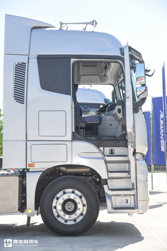 重卡自动挡时代要来了,体验2019款欧曼ESTA牵引车,扫除你关于自动挡重卡的忧虑 - 第19张 - 提加商用车网 重卡自动挡时代要来了,体验2019款欧曼ESTA牵引车,扫除你关于自动挡重卡的忧虑 - 第19张