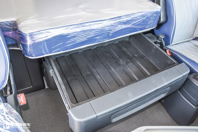 重卡自动挡时代要来了,体验2019款欧曼ESTA牵引车,扫除你关于自动挡重卡的忧虑 - 第24张 - 提加商用车网 重卡自动挡时代要来了,体验2019款欧曼ESTA牵引车,扫除你关于自动挡重卡的忧虑 - 第24张