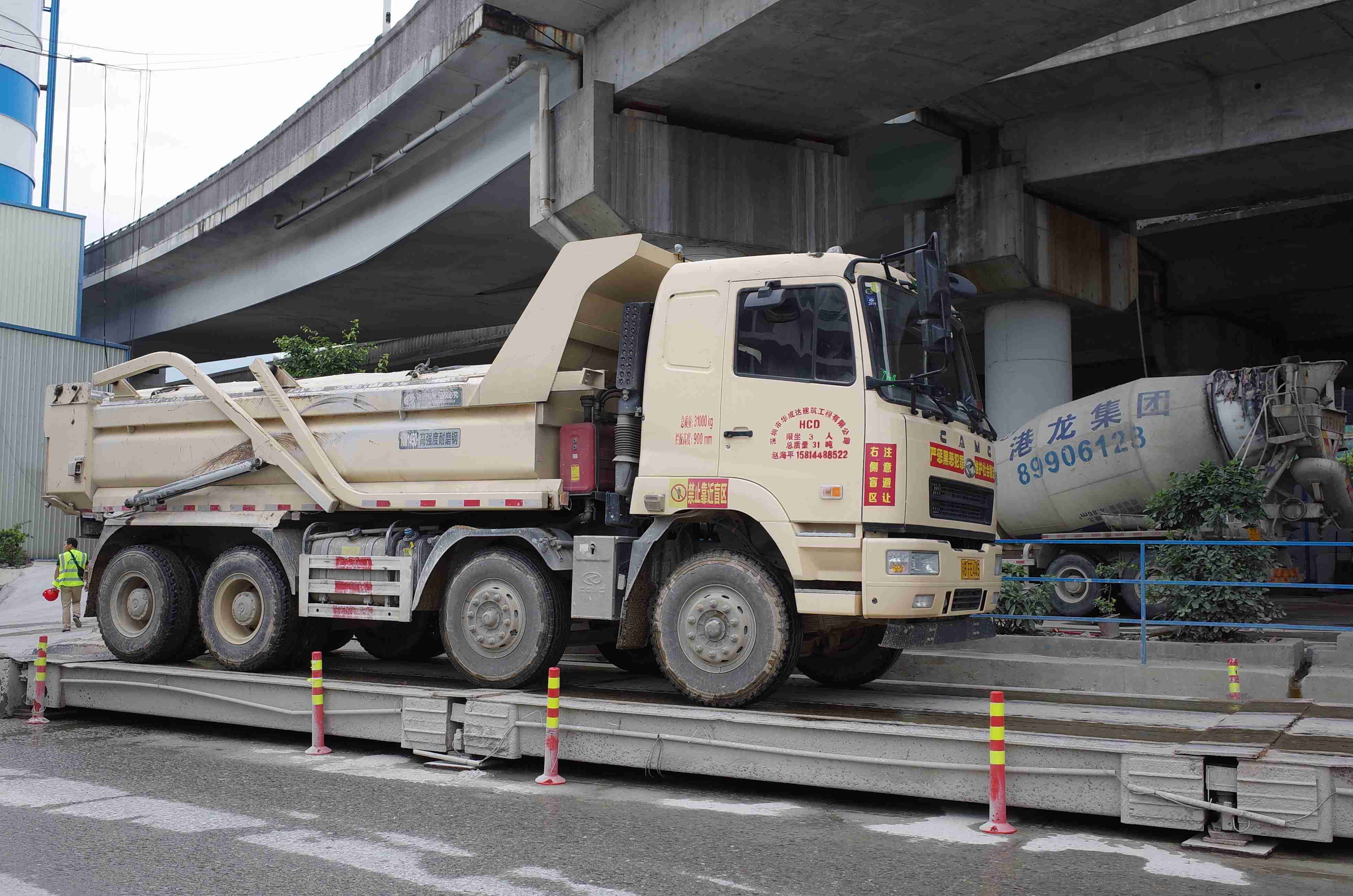 进口卡车更新成国产卡车,港龙公司为什么更钟爱华菱星马? - 第2张 - 提加商用车网 进口卡车更新成国产卡车,港龙公司为什么更钟爱华菱星马? - 第2张