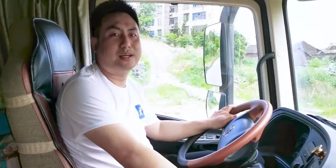 年度互助王，欧曼好司机李伟的卡友江湖 - 第3张