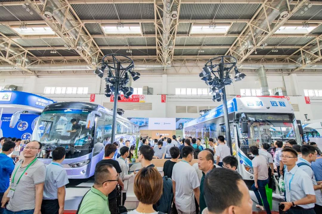 吉利商用车首款氢燃料公交车和纯电动城间车震撼发布,引领绿色出行新时代 - 第1张 - 提加商用车网 吉利商用车首款氢燃料公交车和纯电动城间车震撼发布,引领绿色出行新时代 - 第1张