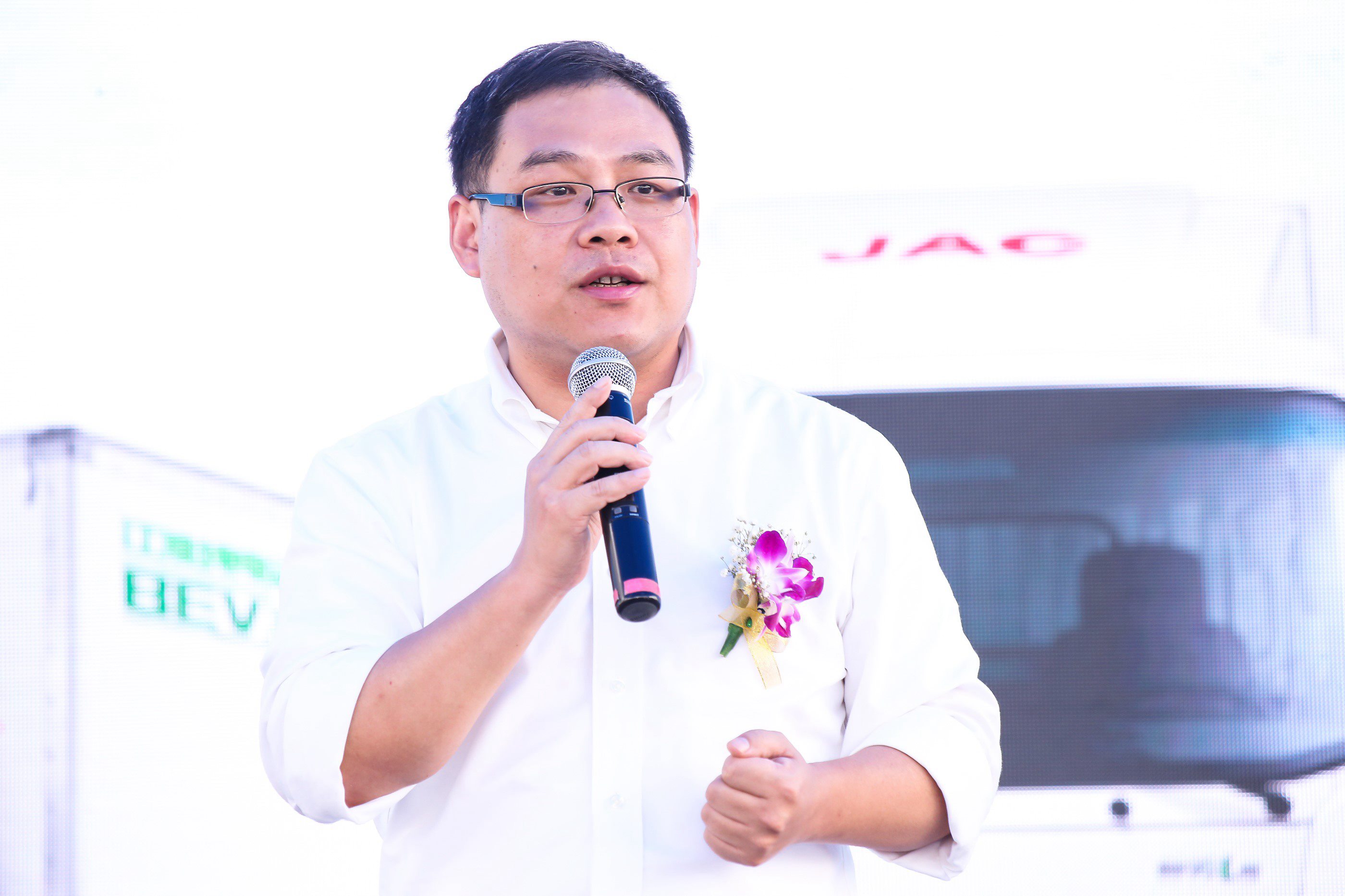 强强联合，共创蔚蓝——江淮汽车186台新能源物流车交付顺丰速运 - 第4张