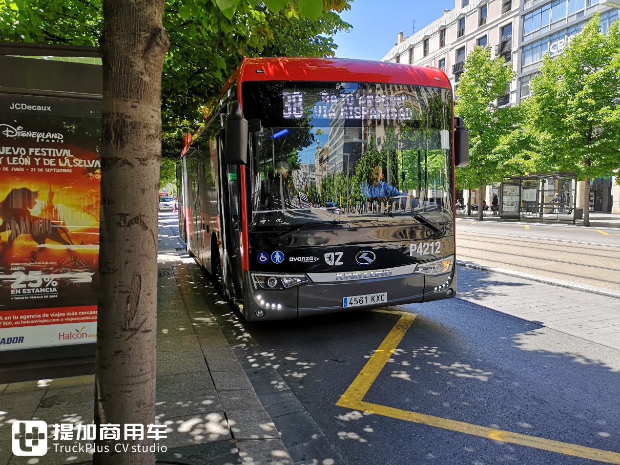 金龙全新电动公交P12登陆西班牙市场,小编带您上车体验 - 第2张 - 提加商用车网 金龙全新电动公交P12登陆西班牙市场,小编带您上车体验 - 第2张
