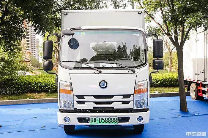 惊艳亮相好评如潮！恒天新楚风用实力引领绿色物流新时代 - 第1张