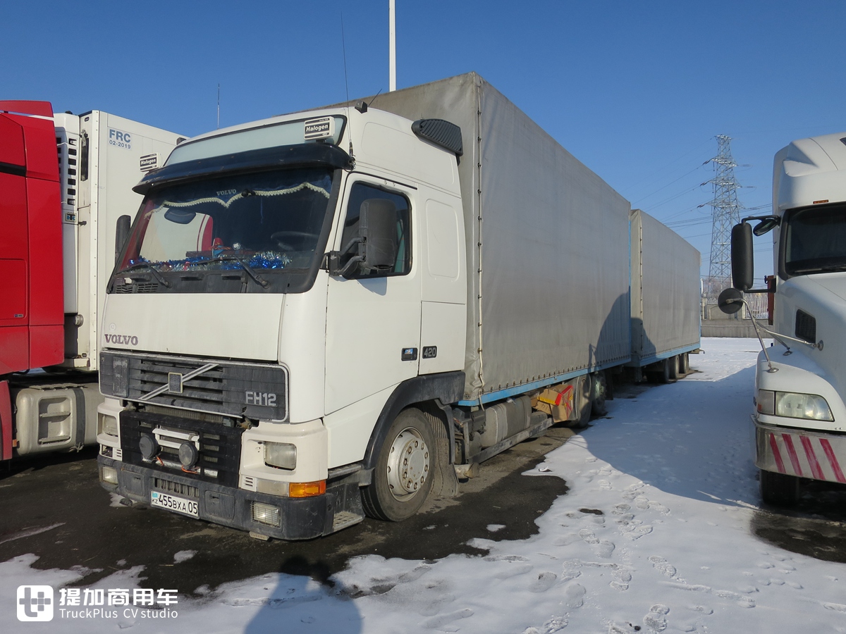 和一对热爱卡车的父子逛霍尔果斯口岸,再带您看看从俄罗斯来的那些欧洲卡车 - 第10张 - 提加商用车网 和一对热爱卡车的父子逛霍尔果斯口岸,再带您看看从俄罗斯来的那些欧洲卡车 - 第10张