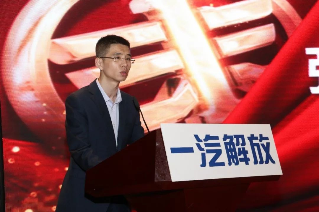 一口气卖出700台车的盛会!果然又是解放的手笔! - 第5张 - 提加商用车网 一口气卖出700台车的盛会!果然又是解放的手笔! - 第5张