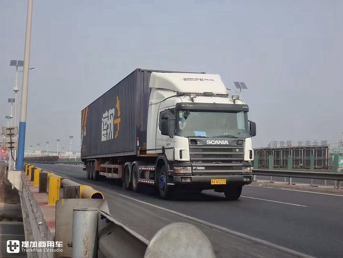 服役21年只跑了8万多公里?带您见识一台十分稀有的斯堪尼亚4系大件牵引车 - 第8张 - 提加商用车网 服役21年只跑了8万多公里?带您见识一台十分稀有的斯堪尼亚4系大件牵引车 - 第8张
