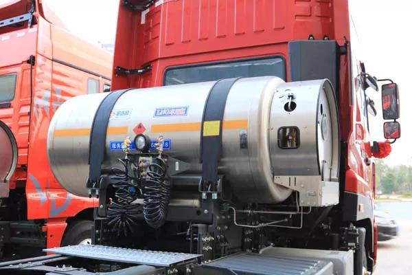 省钱、省心、绿色环保，用斯太尔天然气重卡是一种新时尚 - 第4张