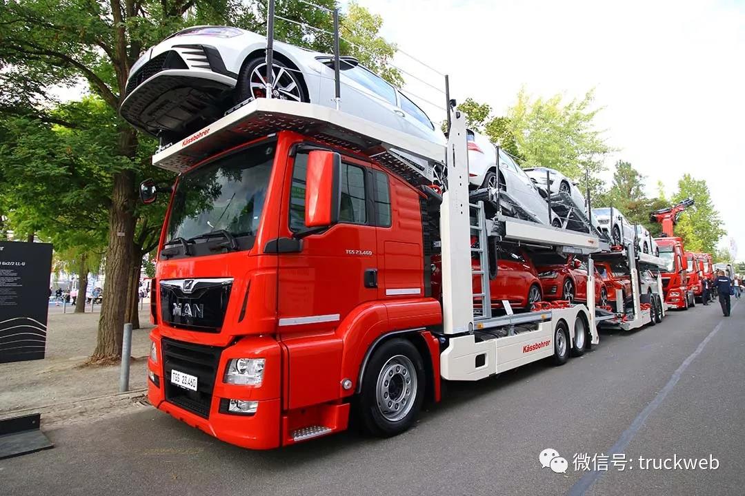 小三轴6x2驾驶室削顶，欧洲主流的曼恩TGS 23.460中置轴轿运车 - 第1张
