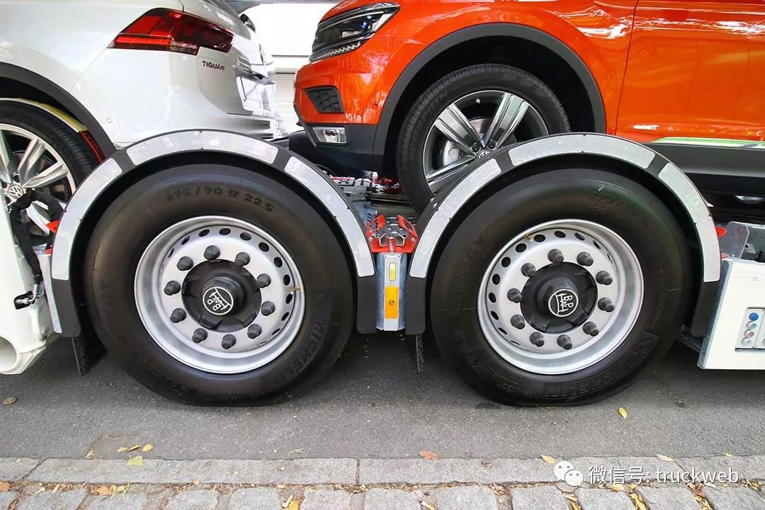 小三轴6x2驾驶室削顶，欧洲主流的曼恩TGS 23.460中置轴轿运车 - 第10张