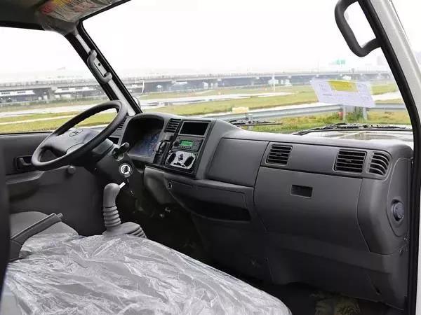 智动挡解放左脚轻松驾驶，江铃轻卡可以这么开！ - 第3张