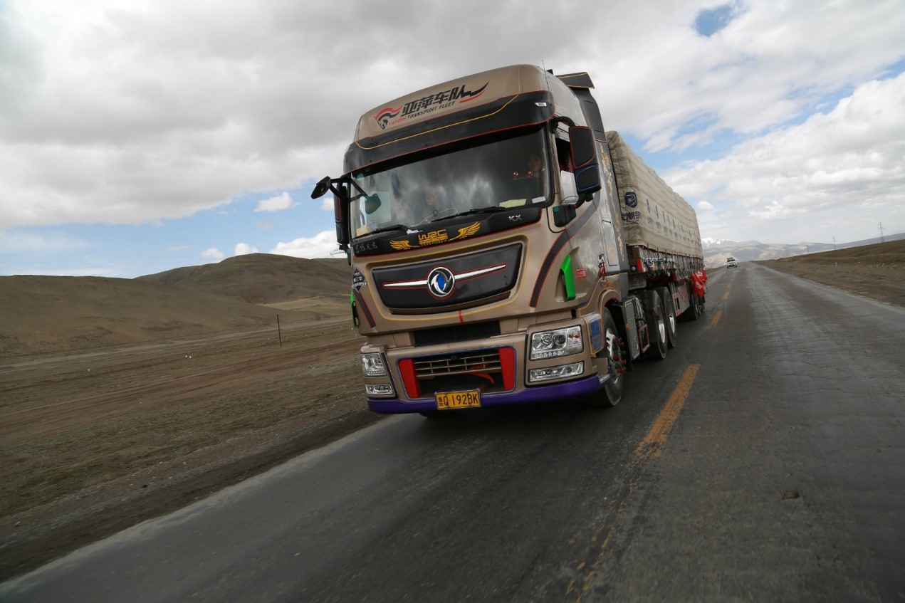 第三季重卡高原爬坡赛开战，东风女汉子亚萍成首位参赛女选手！ - 第4张