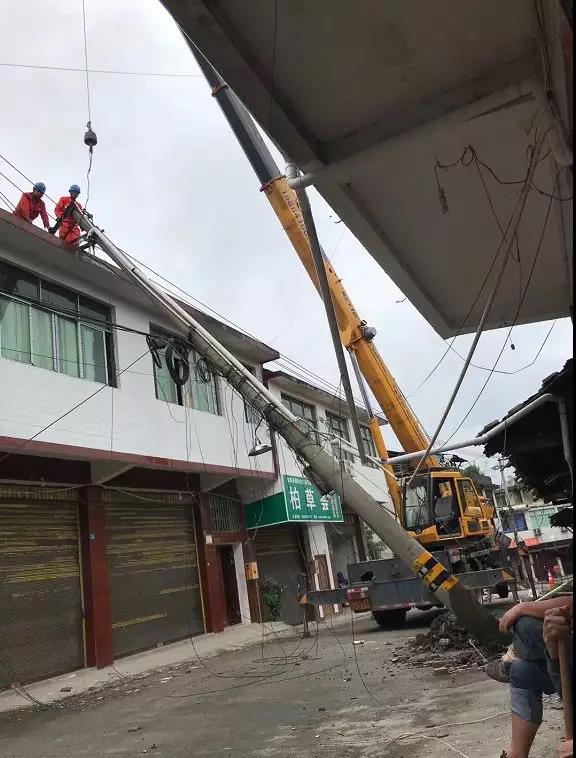 四川长宁牵动众人心!徐工救援力量第一时间驰援 - 第9张 - 提加商用车网 四川长宁牵动众人心!徐工救援力量第一时间驰援 - 第9张