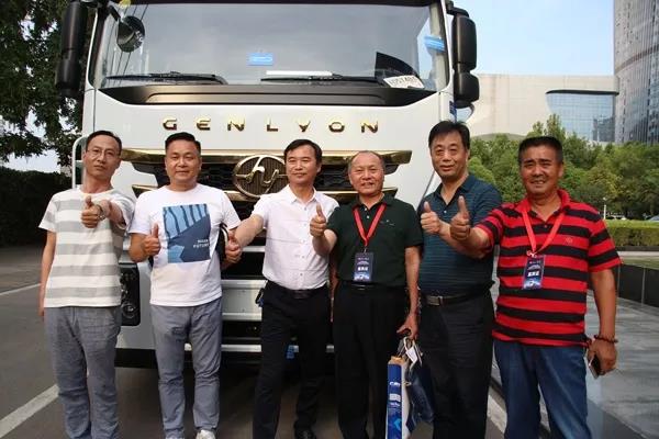 助攻行业高质量发展,上汽红岩车罐一体智能危化车洛阳上市 - 第13张 - 提加商用车网 助攻行业高质量发展,上汽红岩车罐一体智能危化车洛阳上市 - 第13张