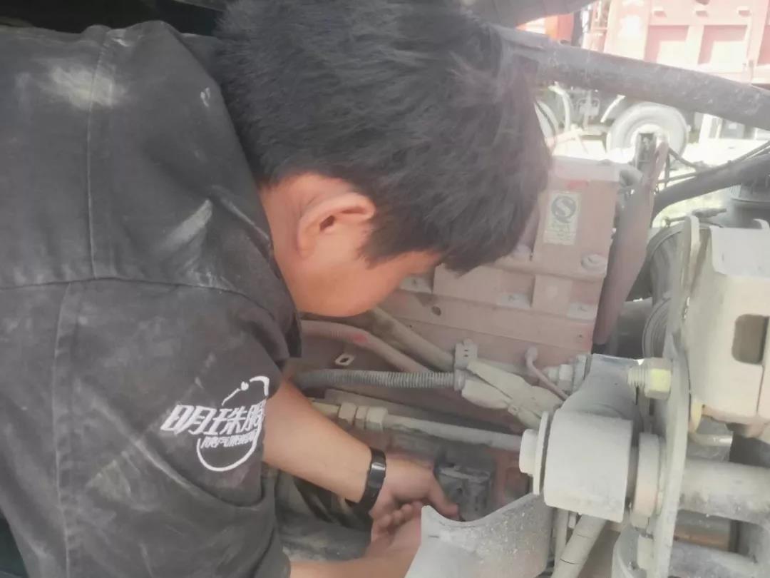 炎炎夏日为客户送凉爽,西安康明斯始终把客户放在第一 - 第2张 - 提加商用车网 炎炎夏日为客户送凉爽,西安康明斯始终把客户放在第一 - 第2张