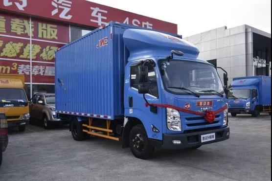 售后网点多、智动挡驾驶,开江铃凯运轻卡让用户更省心 - 第1张 - 提加商用车网 售后网点多、智动挡驾驶,开江铃凯运轻卡让用户更省心 - 第1张