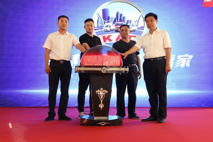 专走轻量化路线 ，江淮轿卡国六新品及康铃J系轻卡青州上市 - 第6张