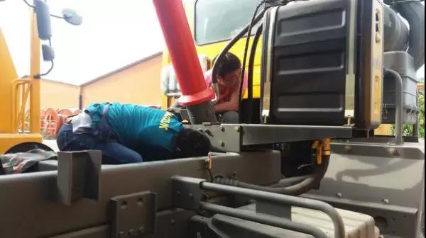 漂洋过海只为你，中国重汽将“亲人”服务送到海外客户身边 - 第2张