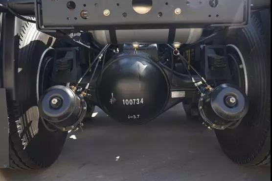 大马力、轻量化,看看大运N9H变身“远航大咖”的秘密 - 第4张 - 提加商用车网 大马力、轻量化,看看大运N9H变身“远航大咖”的秘密 - 第4张