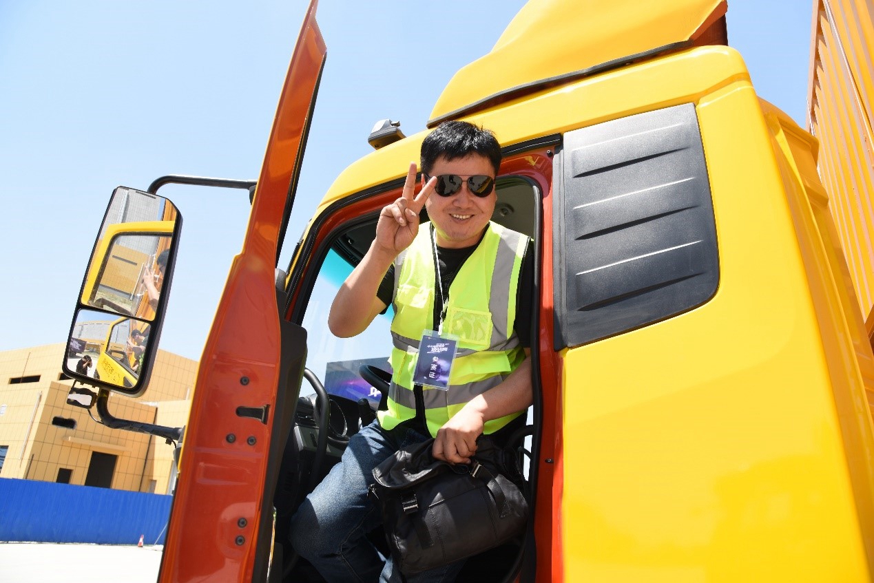 东风天锦KR斩获中卡驾驶精英挑战赛双料冠军 - 第3张