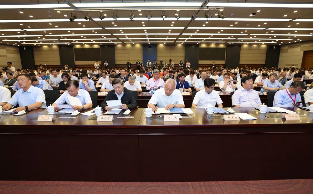 《中国氢能源及燃料电池产业白皮书》在潍柴发布 - 第3张