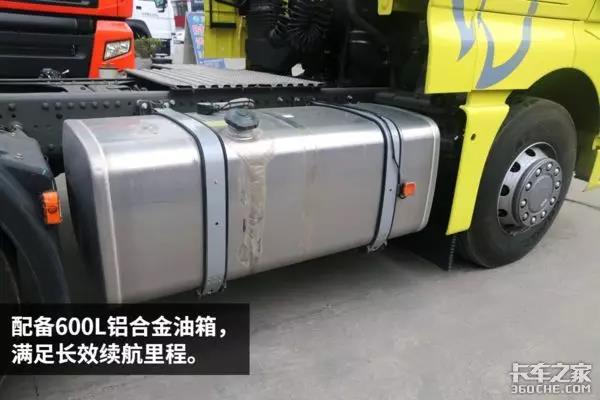 不走寻常路！ 480马力汕德卡重活照样干 - 第18张