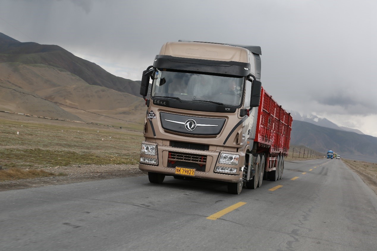 第三季重卡高原爬坡赛圆满收官,东风天龙KX29分23秒蝉联冠军 - 第2张 - 提加商用车网 第三季重卡高原爬坡赛圆满收官,东风天龙KX29分23秒蝉联冠军 - 第2张