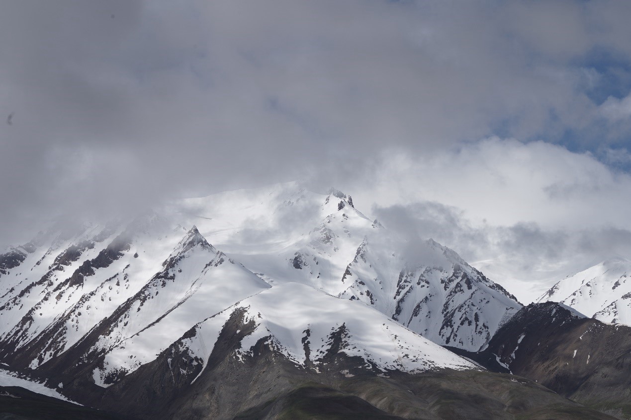 第三季重卡高原爬坡赛圆满收官,东风天龙KX29分23秒蝉联冠军 - 第7张 - 提加商用车网 第三季重卡高原爬坡赛圆满收官,东风天龙KX29分23秒蝉联冠军 - 第7张