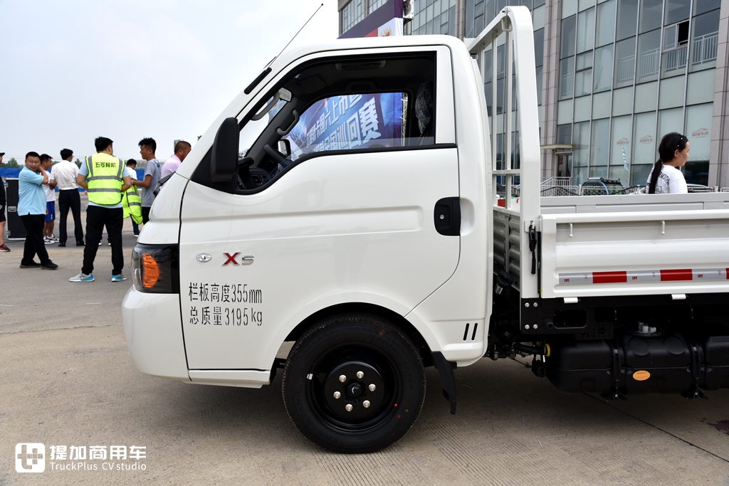 多项升级,现场用户采购百台,江淮轿卡国六新品阜阳上市 - 第5张 - 提加商用车网 多项升级,现场用户采购百台,江淮轿卡国六新品阜阳上市 - 第5张