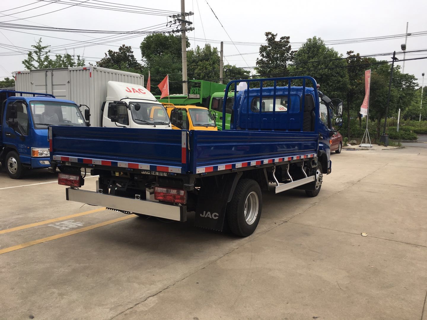 蓝牌无忧，江淮轻卡“从大到小”任你选 - 第8张