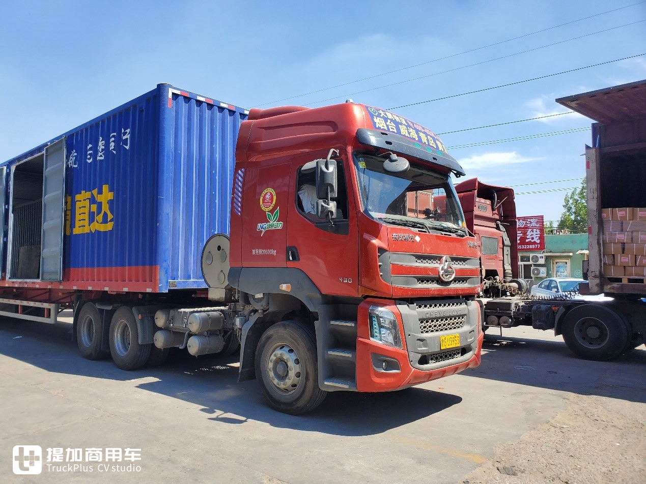 偶遇少见的柳汽乘龙H6牵引车,司机说他曾在新加坡开车一月挣三万 - 第4张 - 提加商用车网 偶遇少见的柳汽乘龙H6牵引车,司机说他曾在新加坡开车一月挣三万 - 第4张