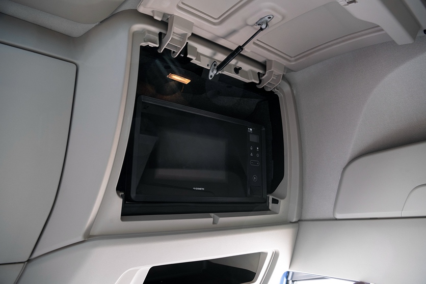 新外观更大驾驶室，还有两款概念车型，依维柯发布全新一代重卡S-way - 第13张