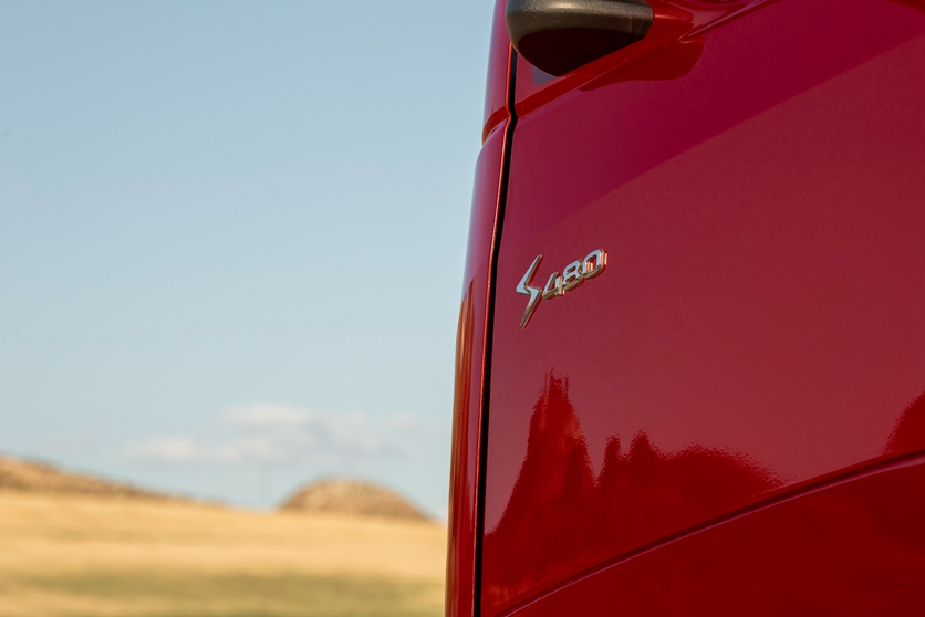 新外观更大驾驶室，还有两款概念车型，依维柯发布全新一代重卡S-way - 第19张