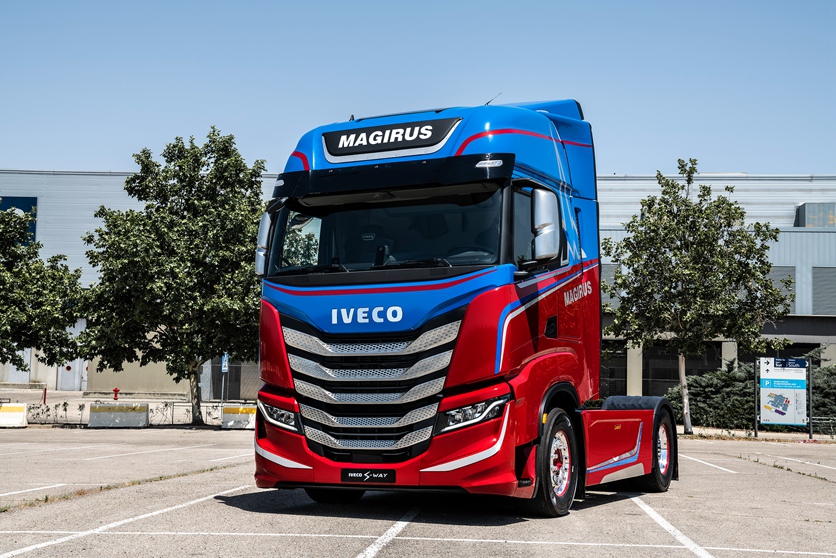 荷兰媒体评测依维柯新款旗舰卡车,车辆表现没得说,就是仪表盘设计被吐槽了 - 第2张 - 提加商用车网 荷兰媒体评测依维柯新款旗舰卡车,车辆表现没得说,就是仪表盘设计被吐槽了 - 第2张