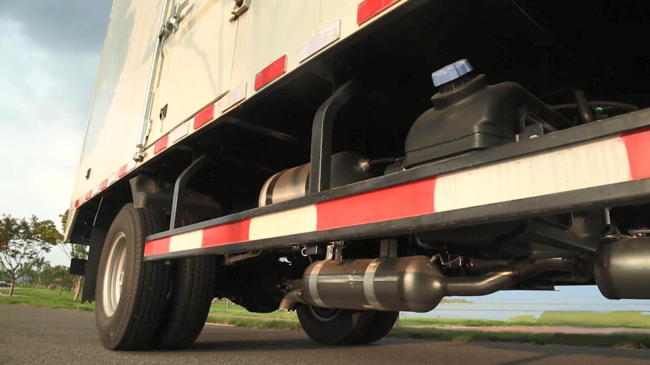 蓝牌无忧! 帅铃全能商贸版“轻装上阵” - 第2张 - 提加商用车网 蓝牌无忧! 帅铃全能商贸版“轻装上阵” - 第2张