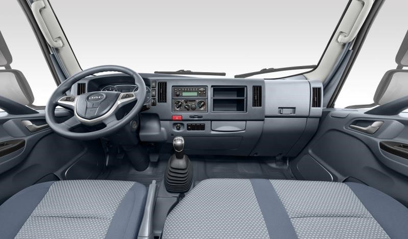 蓝牌无忧! 帅铃全能商贸版“轻装上阵” - 第3张 - 提加商用车网 蓝牌无忧! 帅铃全能商贸版“轻装上阵” - 第3张