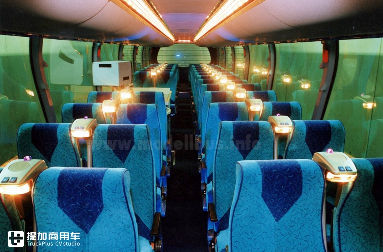 青年尼奥普兰JNP6127高端大巴的前世今生，关于原型车Starliner N516的那些事 - 第17张
