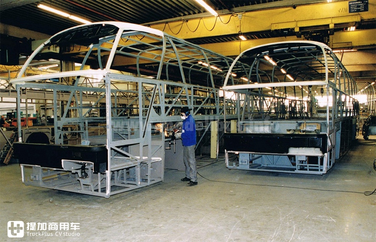 青年尼奥普兰JNP6127高端大巴的前世今生,关于原型车Starliner N516的那些事 - 第13张 - 提加商用车网 青年尼奥普兰JNP6127高端大巴的前世今生,关于原型车Starliner N516的那些事 - 第13张