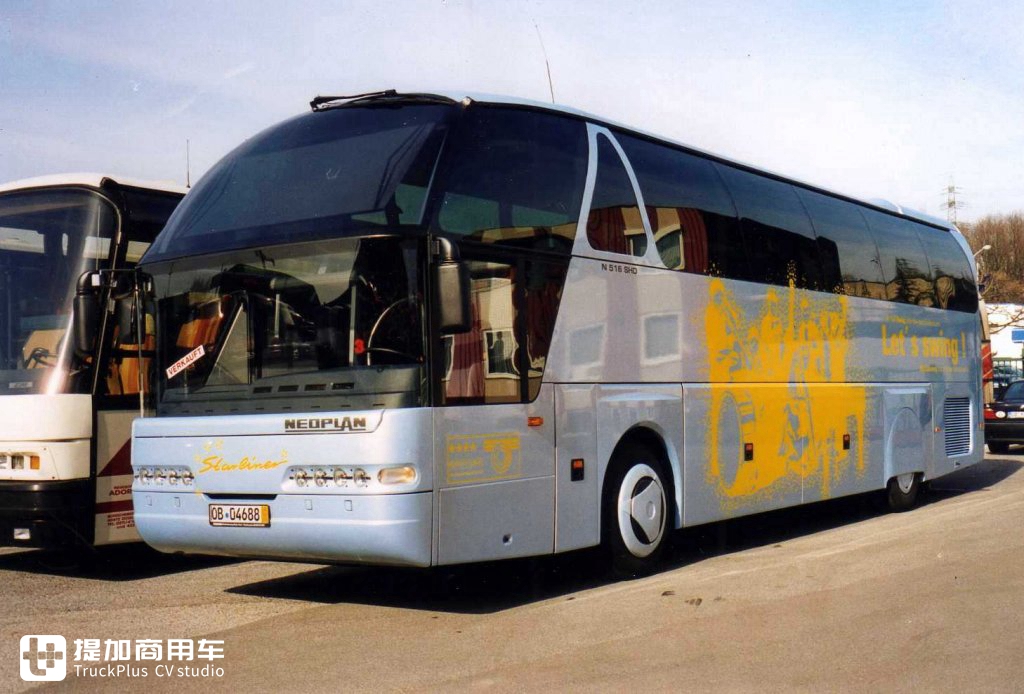 青年尼奥普兰JNP6127高端大巴的前世今生，关于原型车Starliner N516的那些事 - 第21张