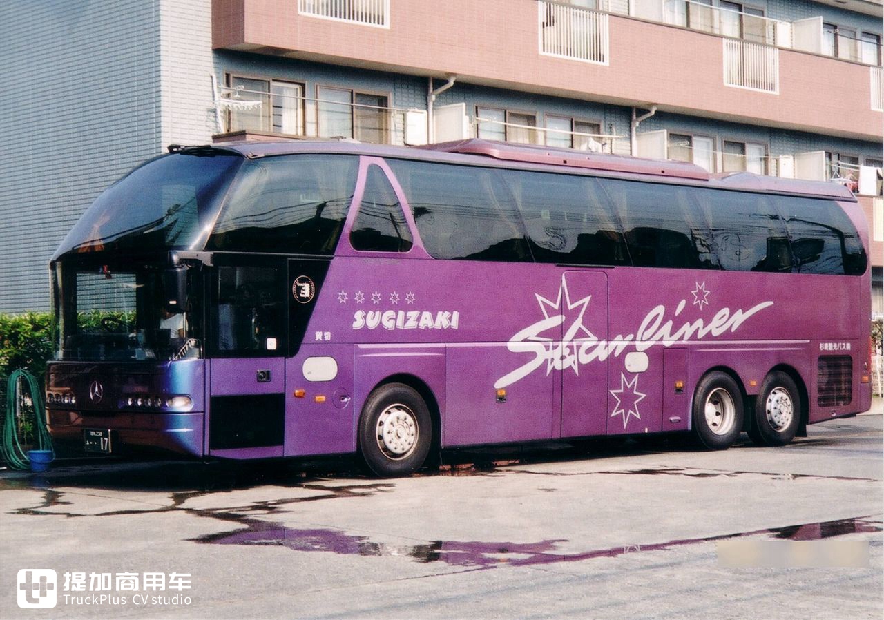 青年尼奥普兰JNP6127高端大巴的前世今生，关于原型车Starliner N516的那些事 - 第36张