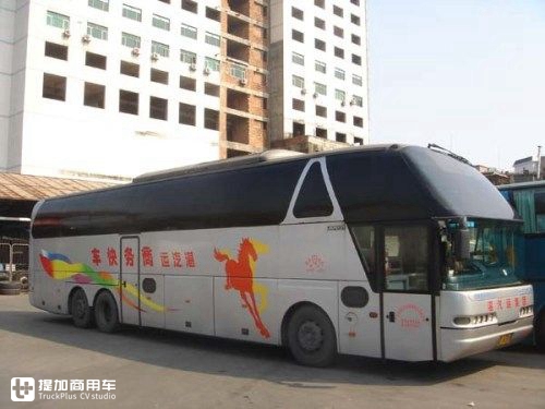 国产豪华大巴真正的扛鼎车型，青年尼奥普兰JNP6127高端客车的那些事 - 第4张