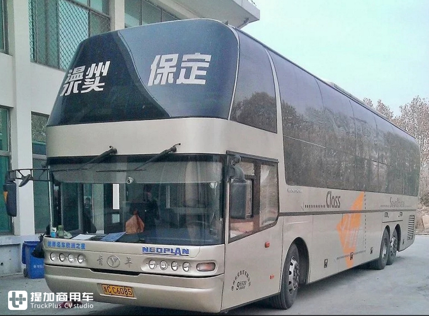 国产豪华大巴真正的扛鼎车型，青年尼奥普兰JNP6127高端客车的那些事 - 第11张