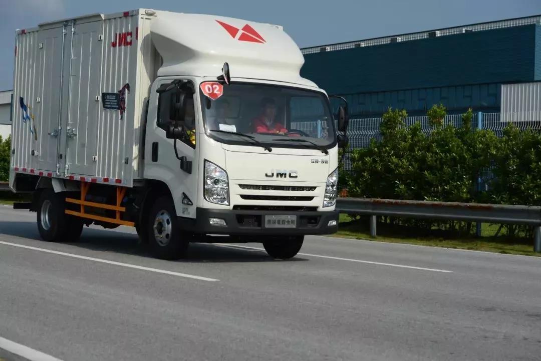 夏天来了,轻卡司机这样行车才更安全 - 第7张 - 提加商用车网 夏天来了,轻卡司机这样行车才更安全 - 第7张