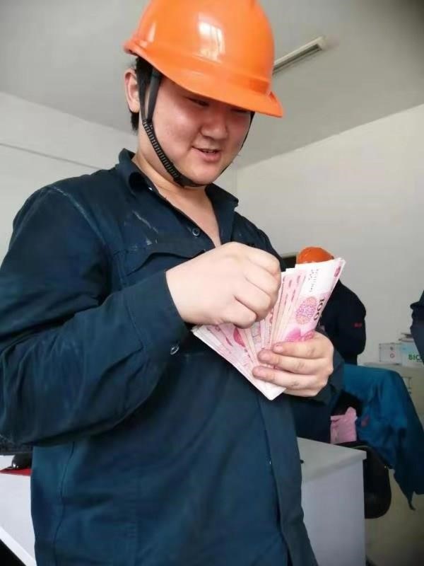 职工的笑脸是最美的画面 - 第3张 - 提加商用车网 职工的笑脸是最美的画面 - 第3张