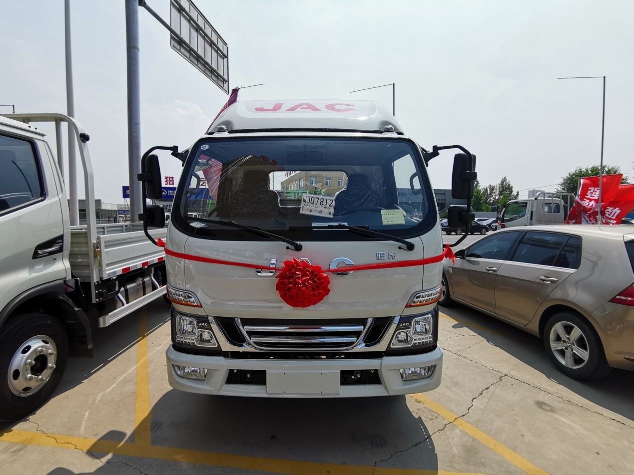 重载车型让位,告别“大吨小标” 蓝牌轻卡打响新一轮混战 - 第3张 - 提加商用车网 重载车型让位,告别“大吨小标” 蓝牌轻卡打响新一轮混战 - 第3张