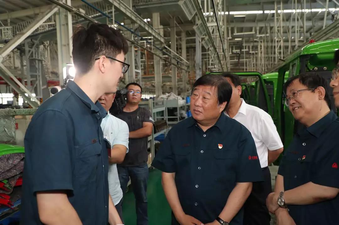 谭旭光:中国重汽济宁商用车公司要为济宁市人民作出更大贡献! - 第1张 - 提加商用车网 谭旭光:中国重汽济宁商用车公司要为济宁市人民作出更大贡献! - 第1张