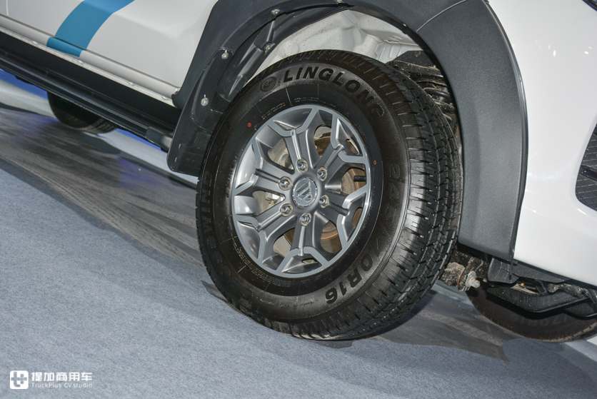 是乘用车，又是拉货的皮卡，随便进城不限行，福田拓陆者智蓝实拍 - 第17张